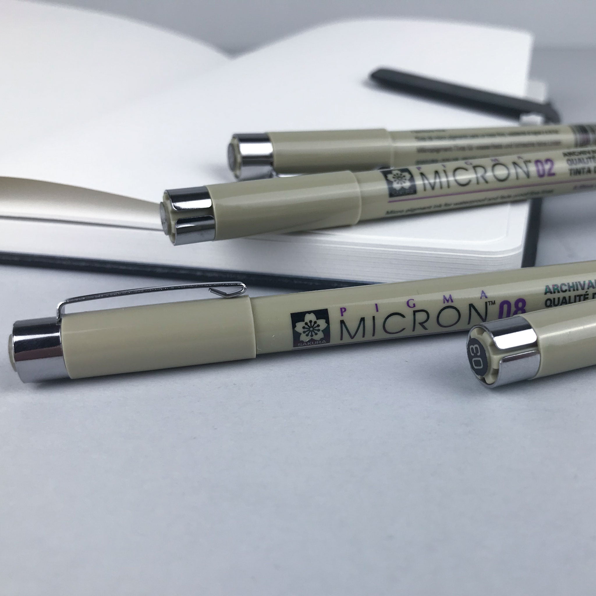Sakura Pigma Micron 05 Colour Drawing Pen & Brush Art Set Japan 0.45mm 12  Pens -  Hong Kong